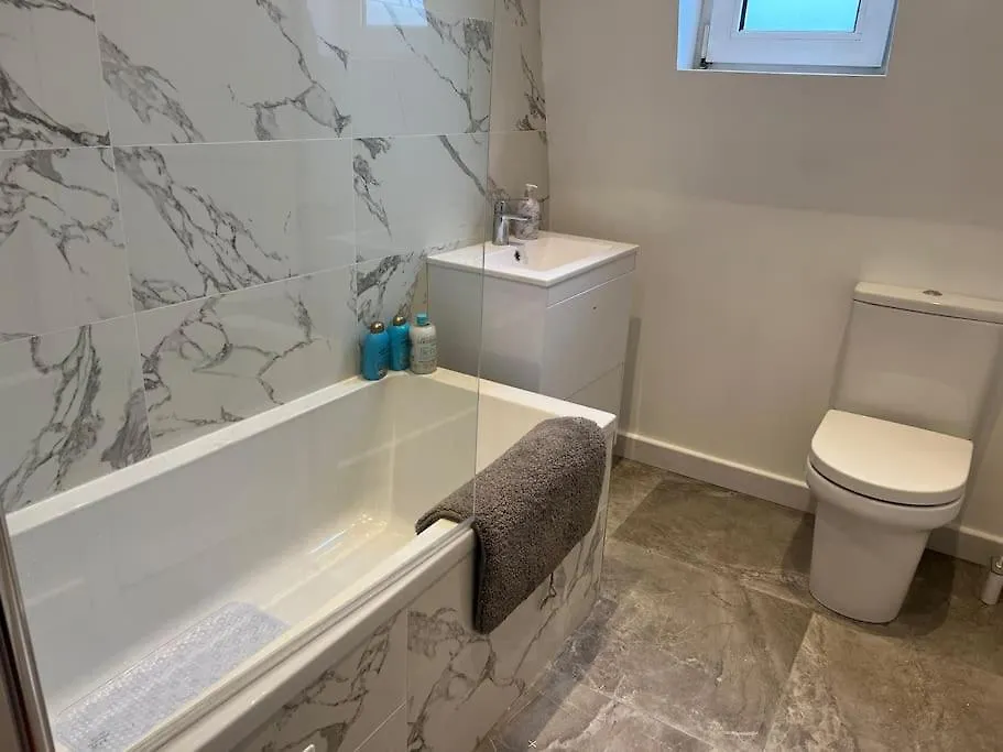 Richmond-On-Thames, London, Luxery Apparment With Balcony Apartment Richmond