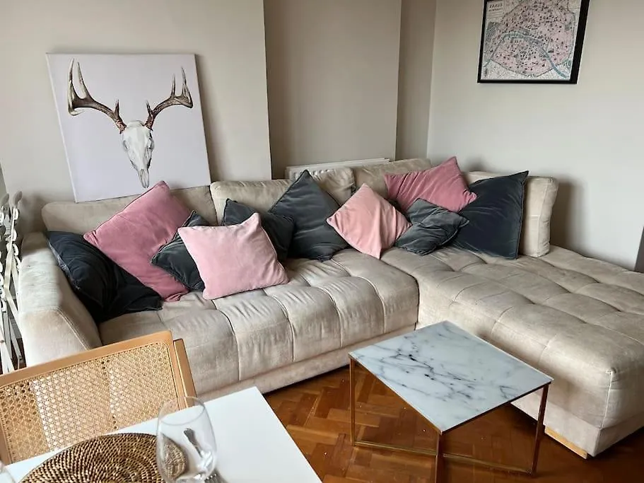 Richmond-On-Thames, London, Luxery Apparment With Balcony Apartment Richmond